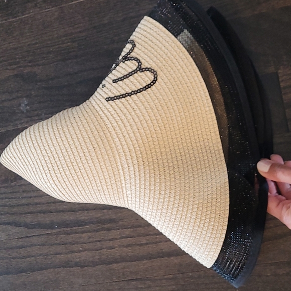 Instagramable beach hat. - Picture 6 of 7